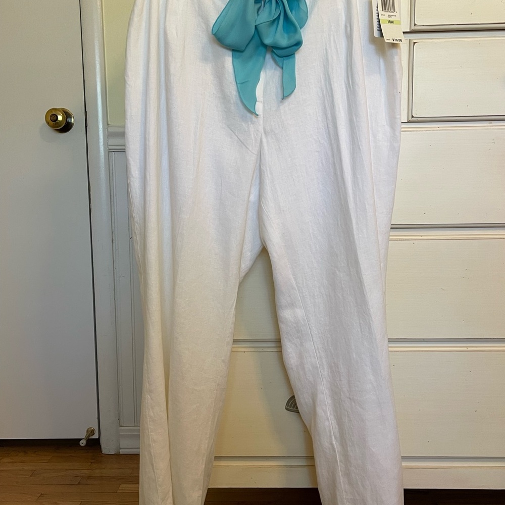 Inc. Int. Concepts White Linen Pants with Aqua Chiffon Belt with Pockets 18W